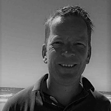 cropped-bw-cropped-cropped-cropped-Dr.-Norbert-Mueller.jpg